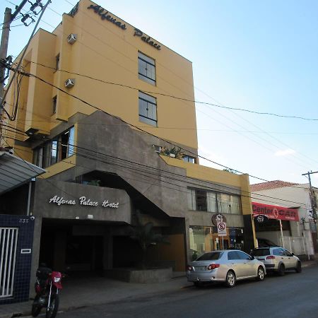 Alfenas Palace Hotel Bagian luar foto
