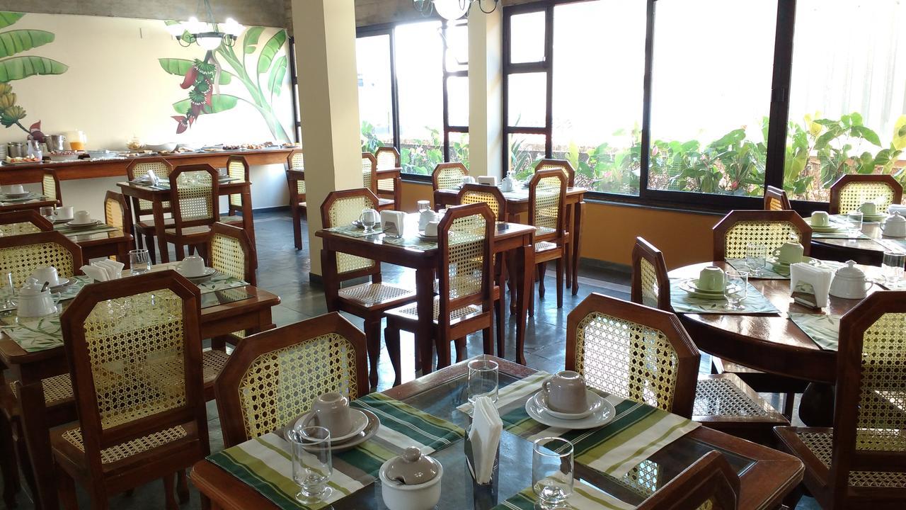 Alfenas Palace Hotel Bagian luar foto